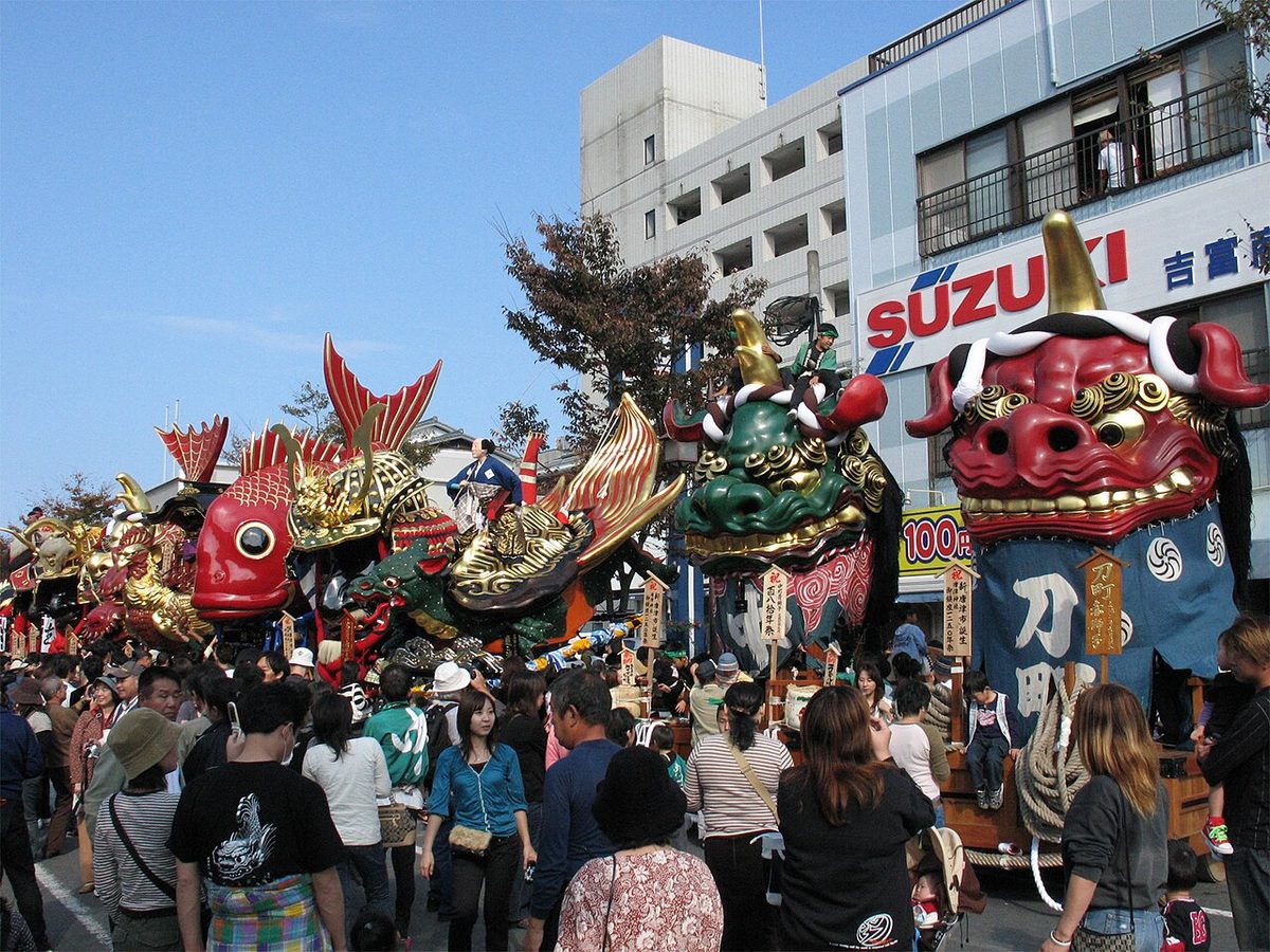 Karatsu Kunchi hikiyama float being pulled through the streets of Karatsu
