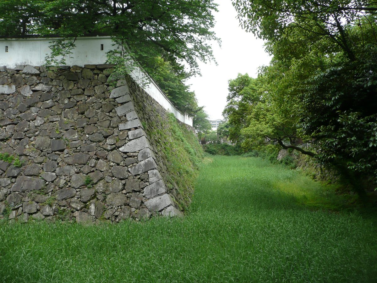 The dry moat (karabori) surrounding Kokura Castle walls