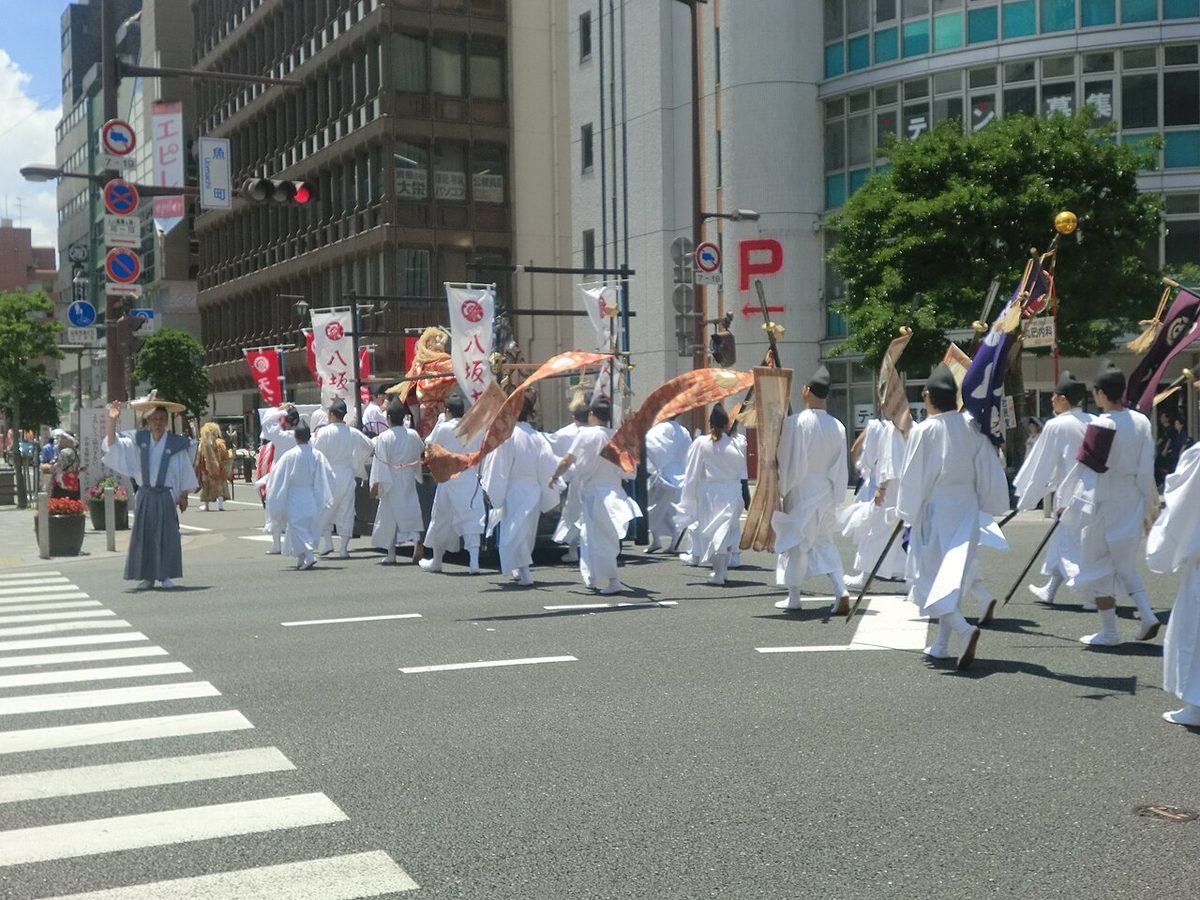 Kokura Gion Daiko dashi cart in the Goshinkosai parade through Kokura streets