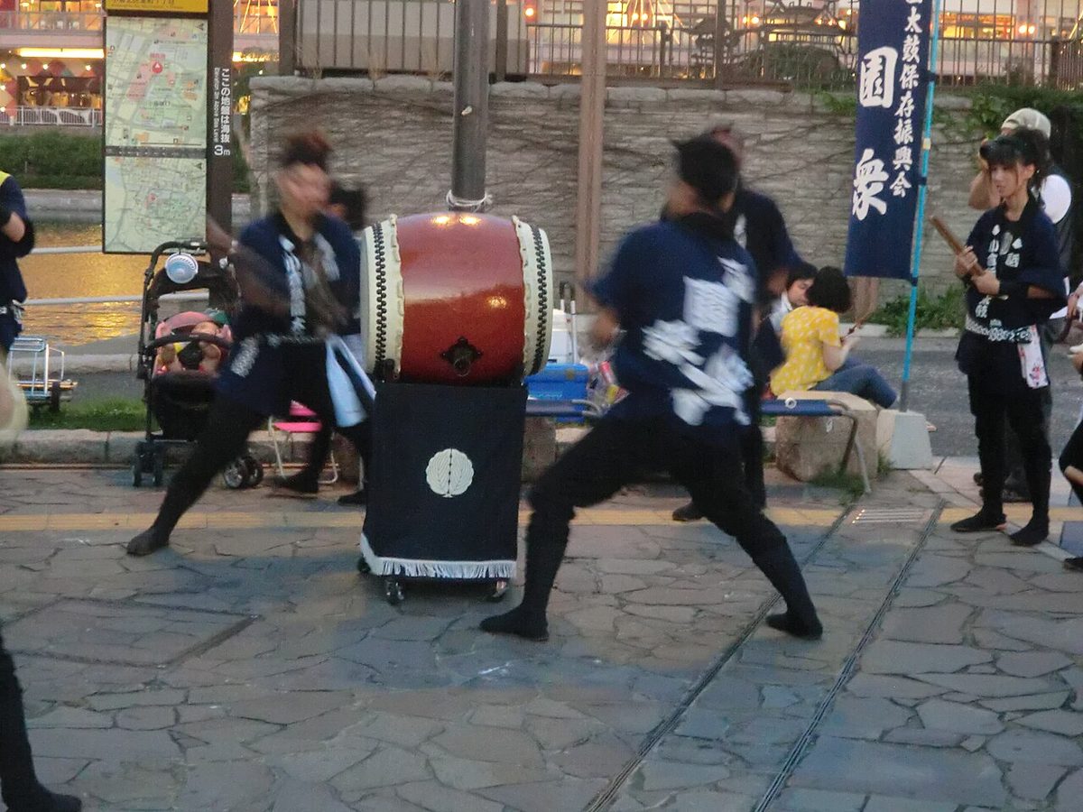 Drummers performing suedaiko at the Kokura Gion Daiko festival